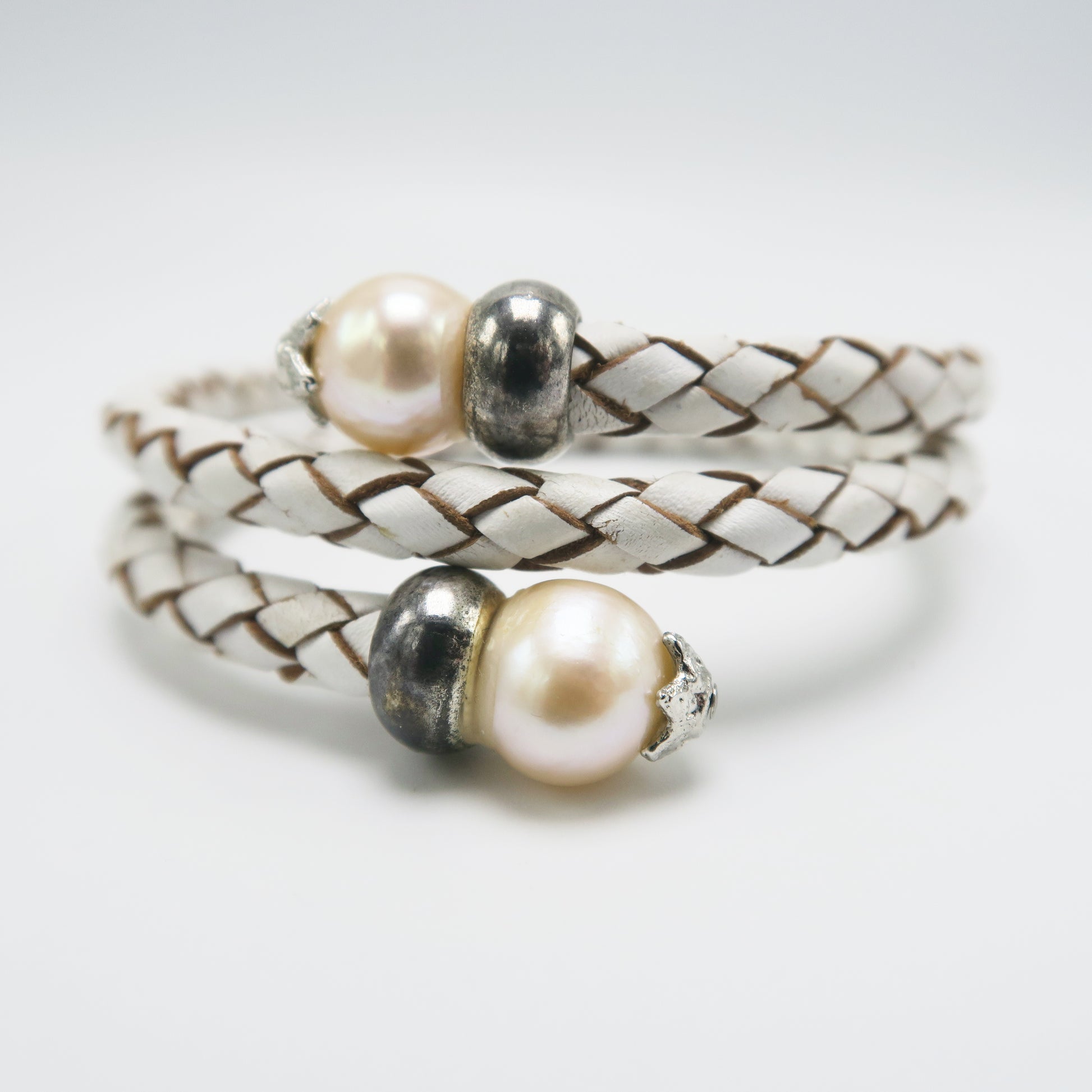 SCTB Faux Pearl Twist Bracelet - Sachy's Closet