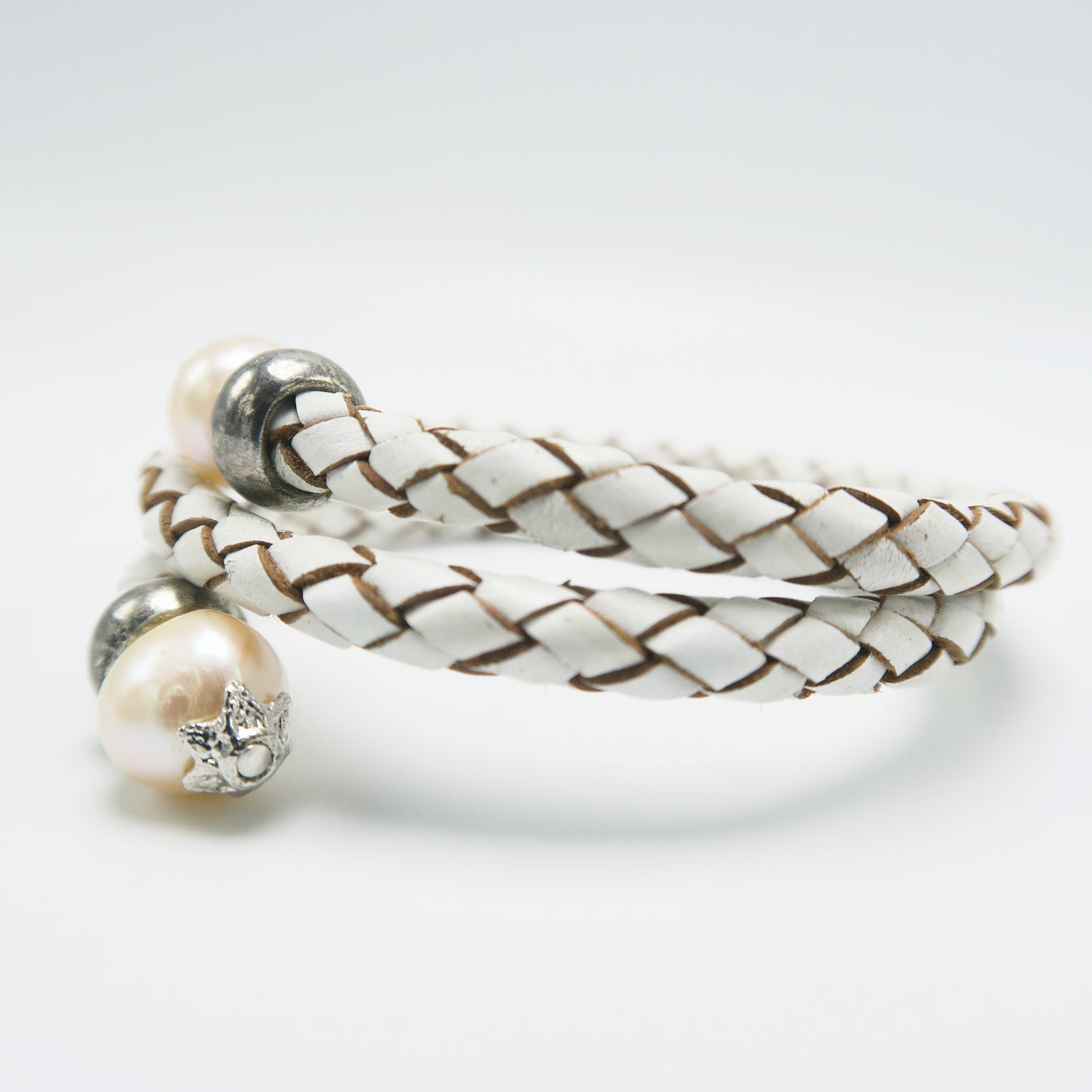 SCTB Faux Pearl Twist Bracelet - Sachy's Closet