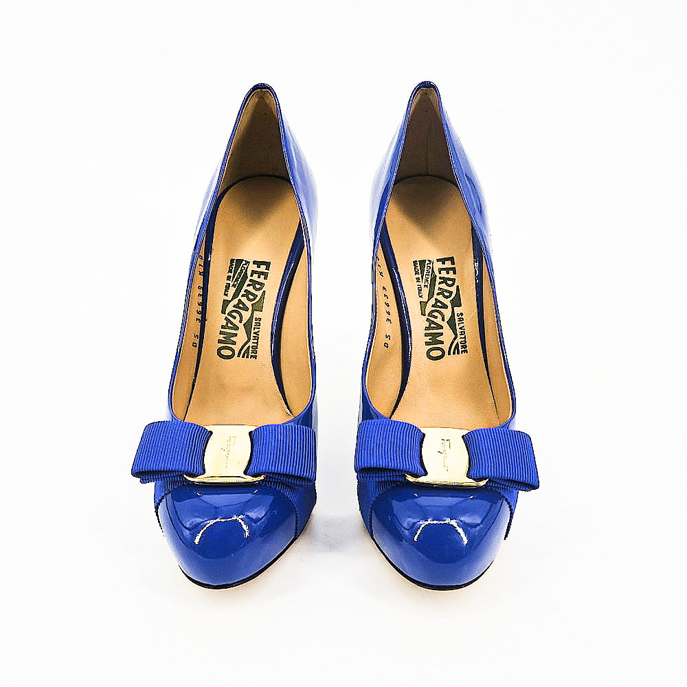 Salvatore Ferragamo Vera Bow Pumps - Sachy's Closet